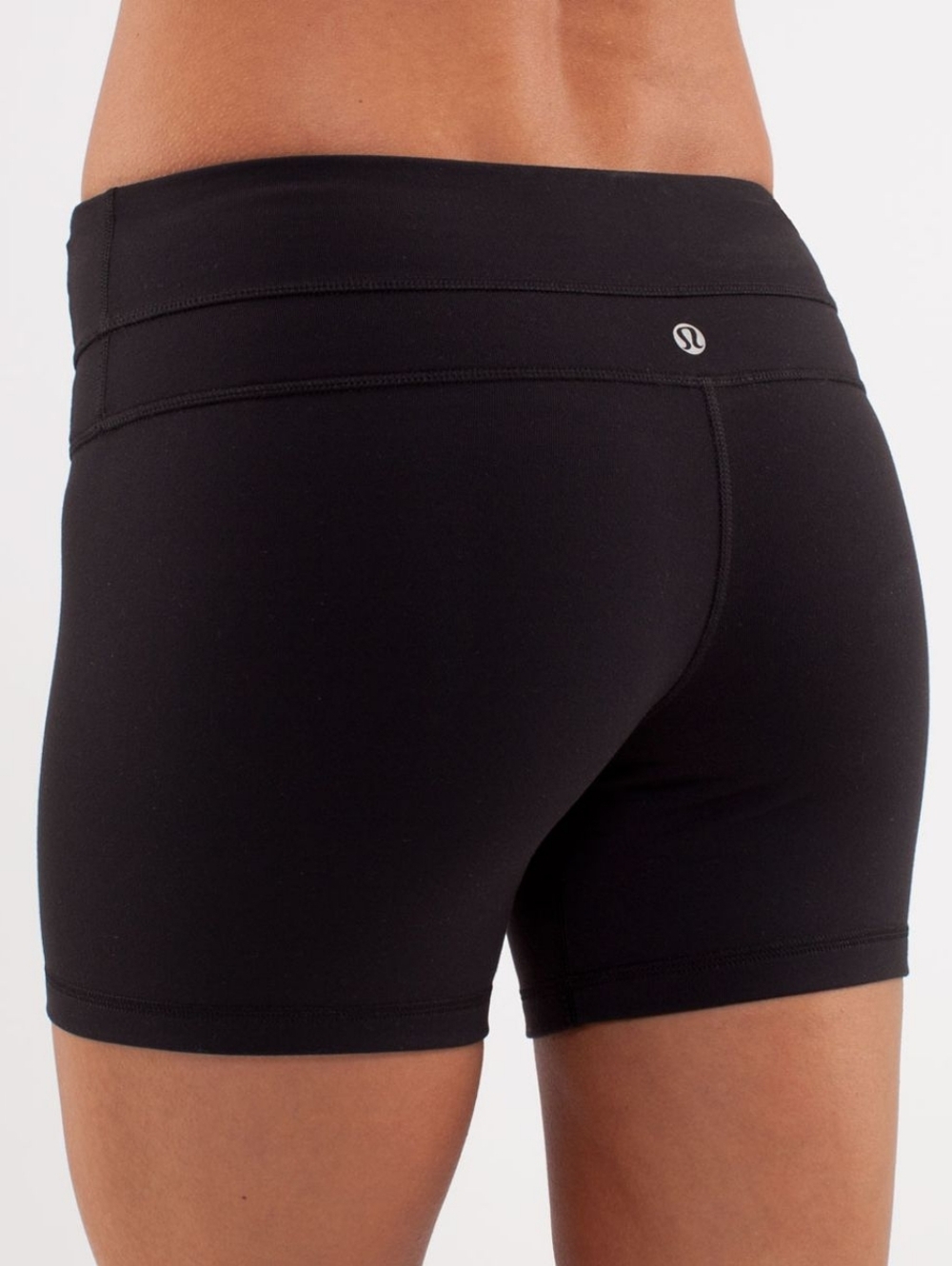 Lululemon Reverse Groove Shorts / Size 10